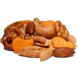 Cheddar Nutty Snack Mix